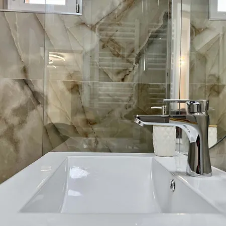 Joy Torontalului 25 Apartmán